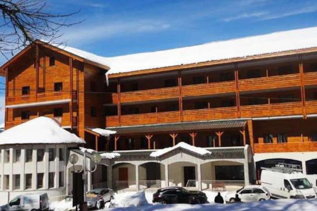 Superbe T2 Au Pied Des Pistes Apartment กียูมส์ ภายนอก รูปภาพ